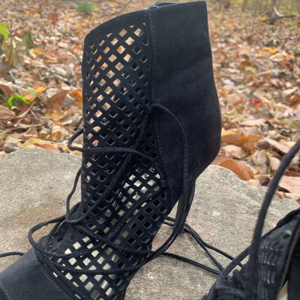 Guess Ankle Boots high heels Black Size 6 US 37 EU Lace Up open toes - Picture 9 of 11